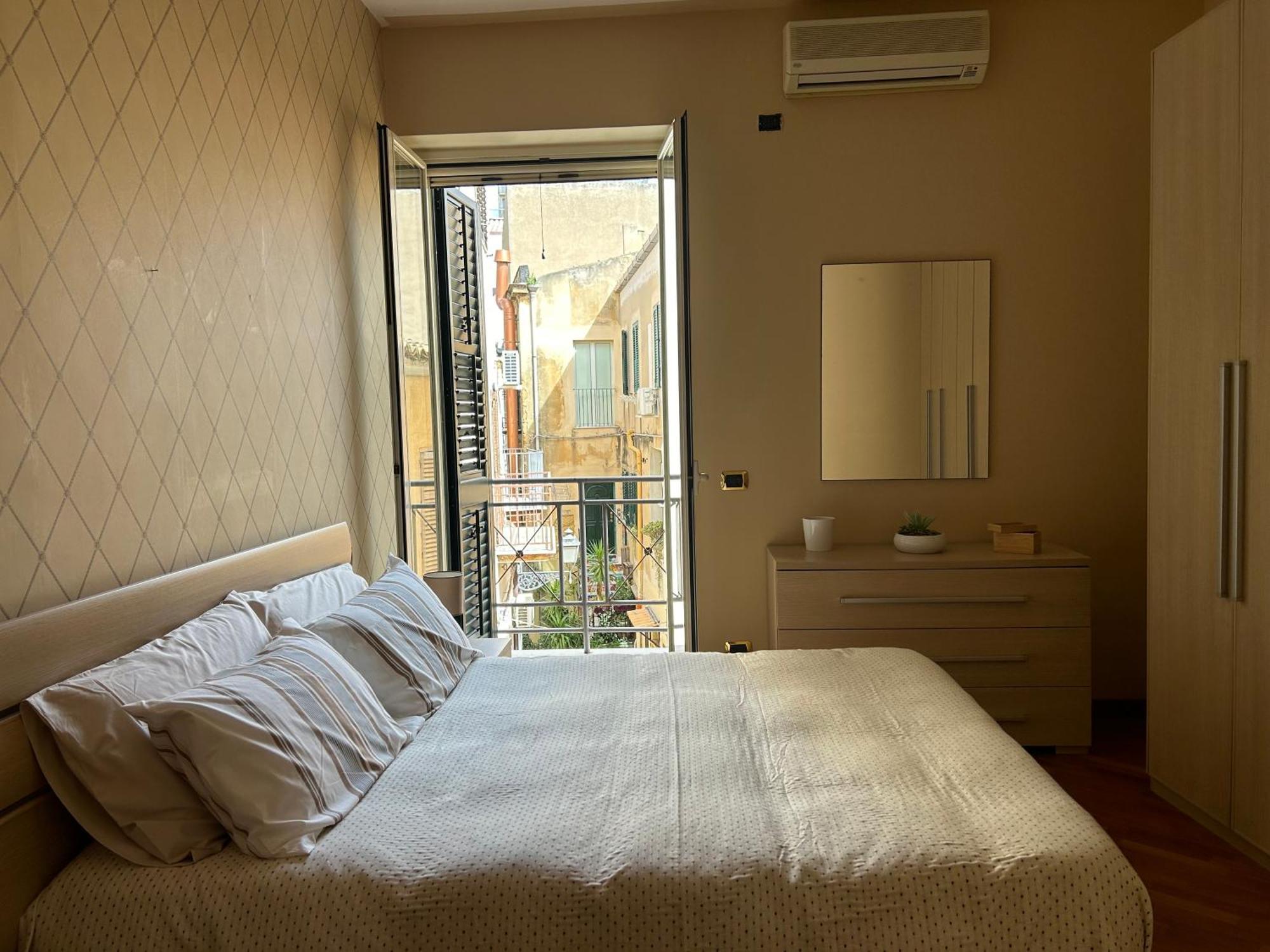 Ls Rooms - Appartamento In Centro Vista Mare أغريجنتو المظهر الخارجي الصورة